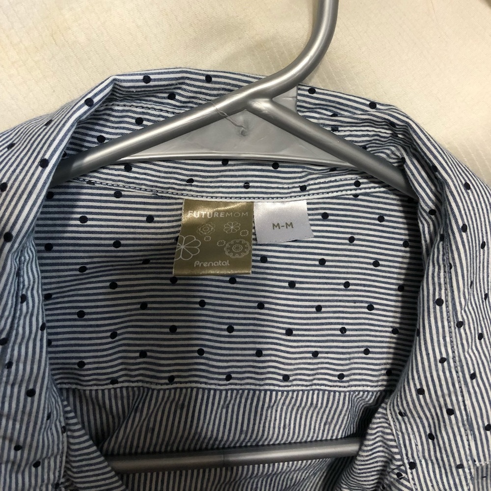 Maternity button down - Picture 2 of 3